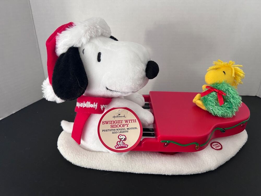 Hallmark "Swingin’ With Snoopy" & Woodstock Animated Christmas Piano Rare Works
